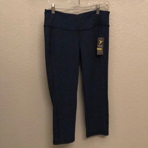 Old Navy Active Capri Workout Pants